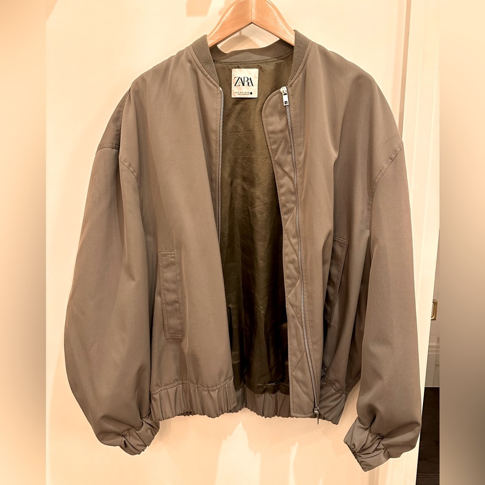 Zara green bomber jacket S